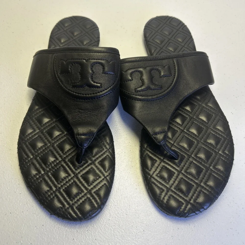 Tory Burch Fleming Flat Thong Sandal Black Quilted Leather Women's Size 8 / 38